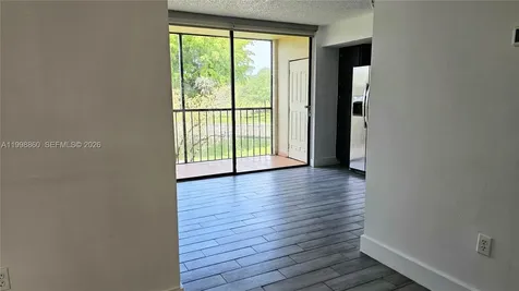 8075 SW 107th Avenue Miami FL 33173