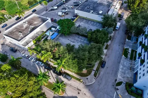 275 NE 18th Street Miami FL 33132