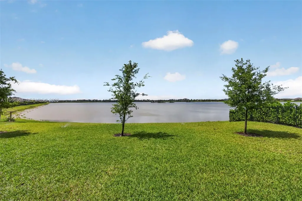 769 Hookline Circle Loxahatchee FL 33470
