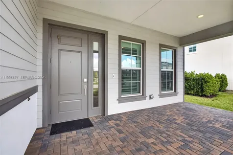 769 Hookline Circle Loxahatchee FL 33470