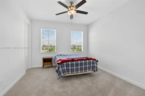 769 Hookline Circle Loxahatchee FL 33470