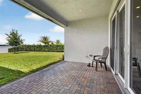 769 Hookline Circle Loxahatchee FL 33470