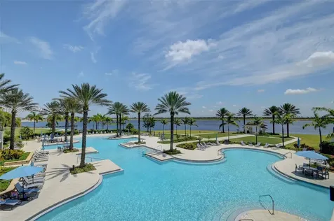 769 Hookline Circle Loxahatchee FL 33470