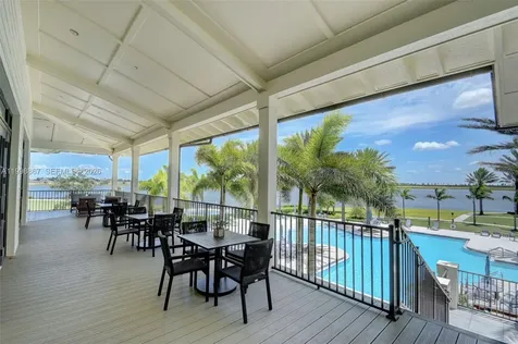 769 Hookline Circle Loxahatchee FL 33470