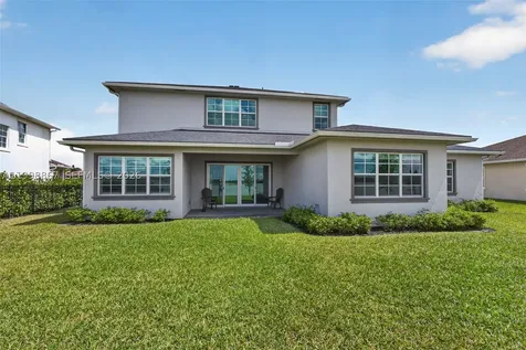 769 Hookline Circle Loxahatchee FL 33470