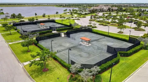 769 Hookline Circle Loxahatchee FL 33470