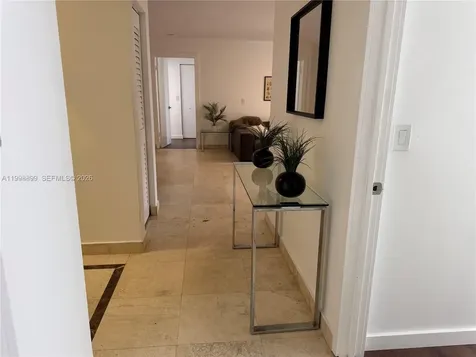 19555 E Country Club Drive Aventura FL 33180