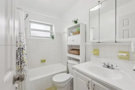 22 SE 3rd Terrace Dania Beach FL 33004