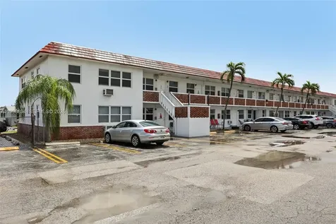 22 SE 3rd Terrace Dania Beach FL 33004
