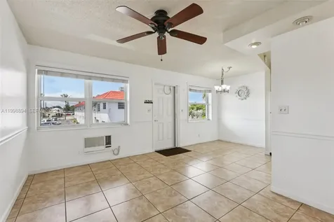 22 SE 3rd Terrace Dania Beach FL 33004