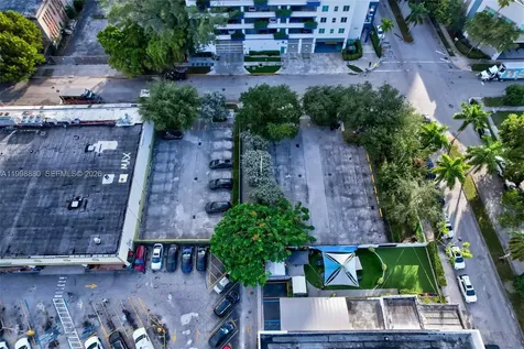 275 NE 18th Street Miami FL 33132