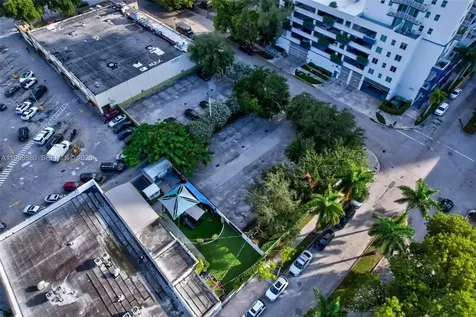 275 NE 18th Street Miami FL 33132