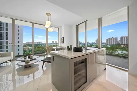 18975 Collins Avenue Sunny Isles Beach FL 33160