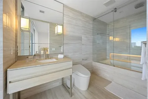 18975 Collins Avenue Sunny Isles Beach FL 33160