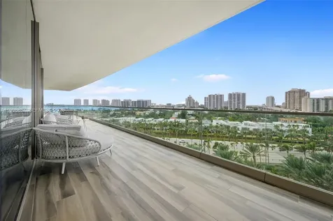 18975 Collins Avenue Sunny Isles Beach FL 33160