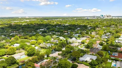 11490 SW 72nd Court Pinecrest FL 33156