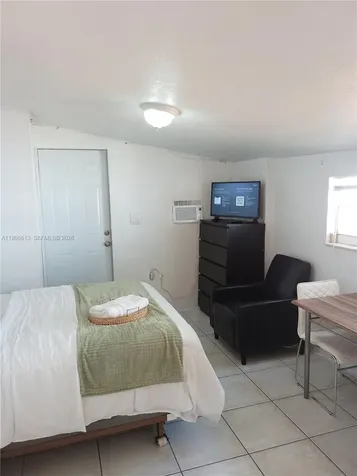 7121 Taft Street Hollywood FL 33024