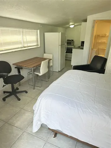7121 Taft Street Hollywood FL 33024