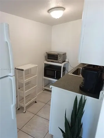 7121 Taft Street Hollywood FL 33024