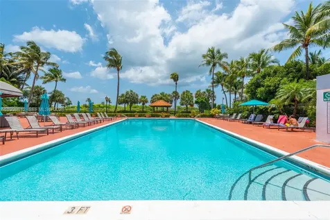 2401 Collins Avenue Miami Beach FL 33140