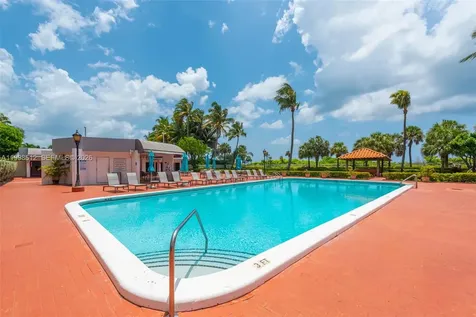 2401 Collins Avenue Miami Beach FL 33140