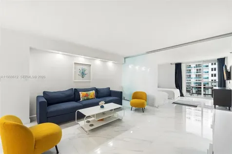 2401 Collins Avenue Miami Beach FL 33140