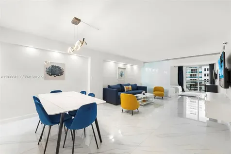 2401 Collins Avenue Miami Beach FL 33140