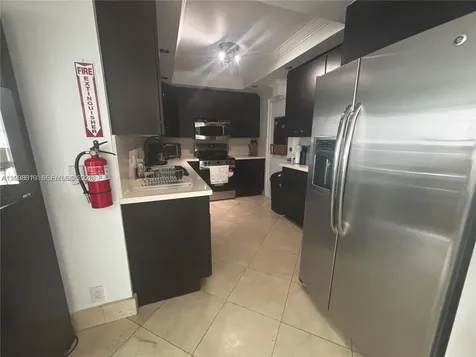 3901 S Ocean Drive Hollywood FL 33019