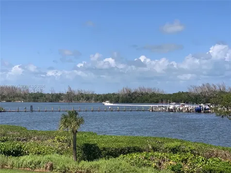 6082 SE Landing Way Stuart FL 34997