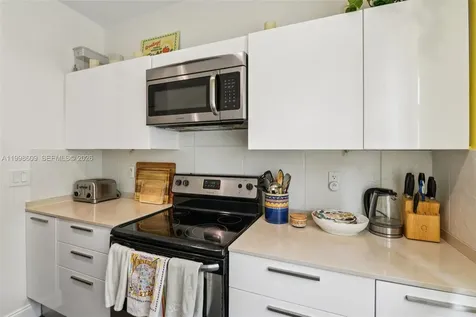 1510 Meridian Avenue Miami Beach FL 33139