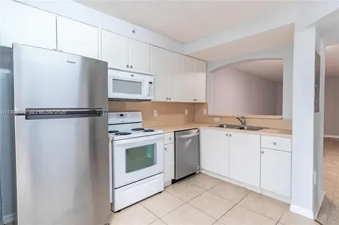 22801 SW 88th Place Cutler Bay FL 33190