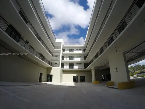 4100 SW 64th Avenue Davie FL 33314