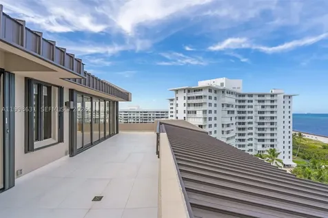 251 Crandon Boulevard Key Biscayne FL 33149