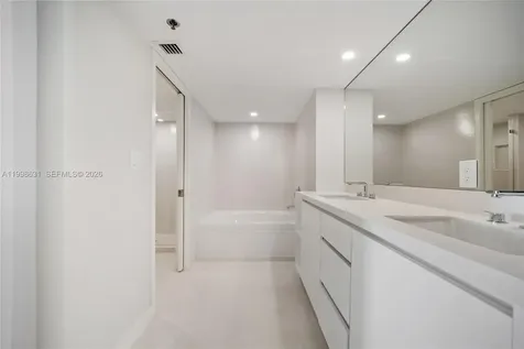 251 Crandon Boulevard Key Biscayne FL 33149