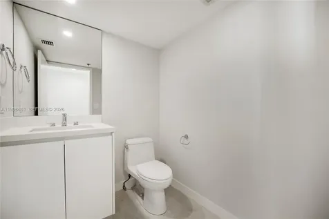 251 Crandon Boulevard Key Biscayne FL 33149