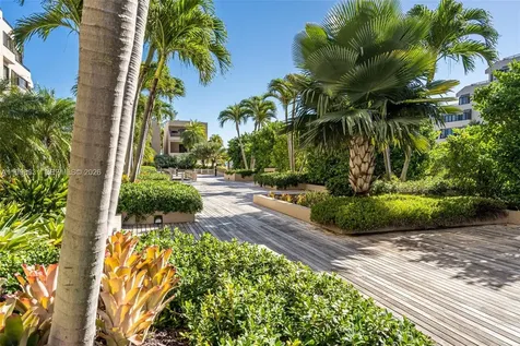 251 Crandon Boulevard Key Biscayne FL 33149