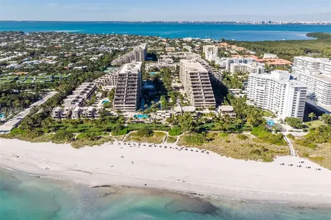 251 Crandon Boulevard Key Biscayne FL 33149