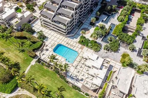 251 Crandon Boulevard Key Biscayne FL 33149