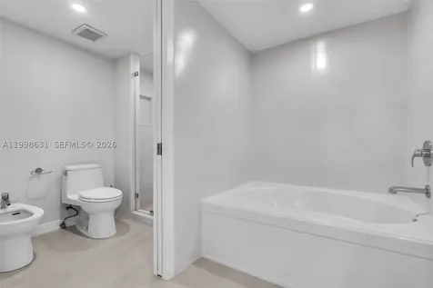 251 Crandon Boulevard Key Biscayne FL 33149