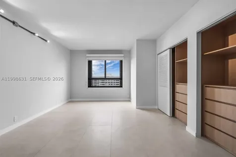 251 Crandon Boulevard Key Biscayne FL 33149