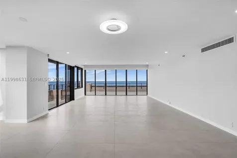 251 Crandon Boulevard Key Biscayne FL 33149