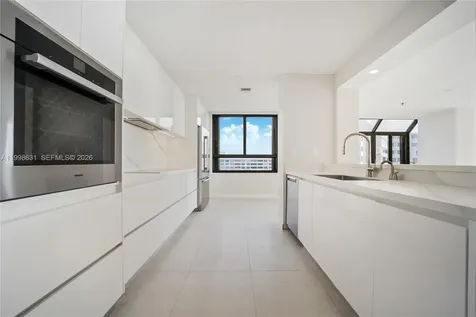 251 Crandon Boulevard Key Biscayne FL 33149
