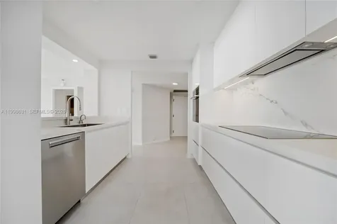 251 Crandon Boulevard Key Biscayne FL 33149