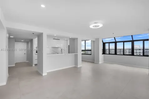 251 Crandon Boulevard Key Biscayne FL 33149
