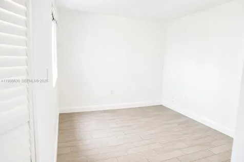 8695 NW 6th Lane Miami FL 33126