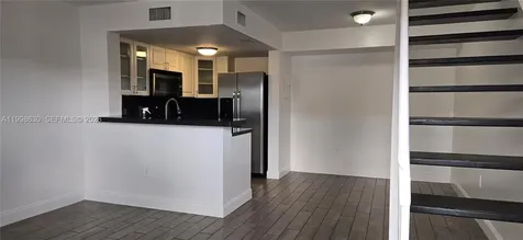8695 NW 6th Lane Miami FL 33126