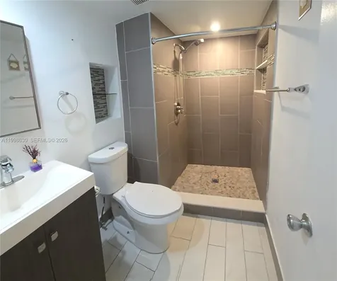 8695 NW 6th Lane Miami FL 33126