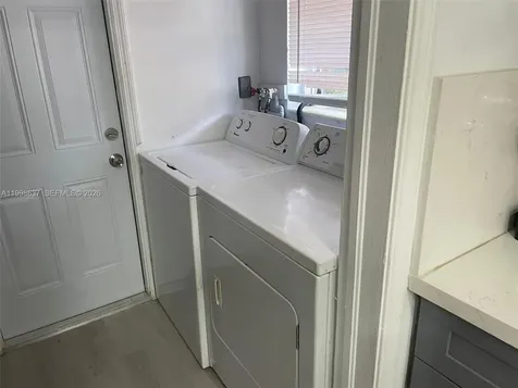 230 NE 2nd Place Dania Beach FL 33004