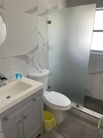 230 NE 2nd Place Dania Beach FL 33004