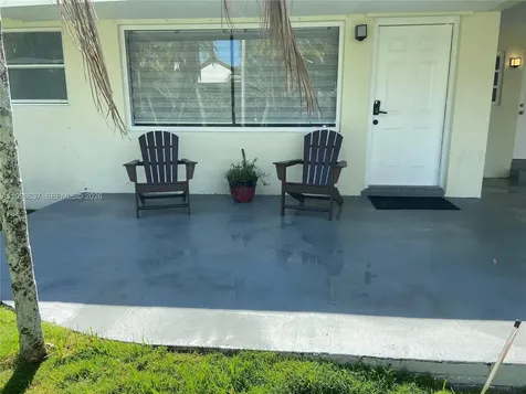 230 NE 2nd Place Dania Beach FL 33004